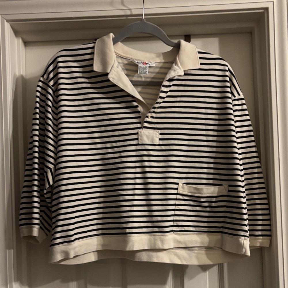 Black and Cream cropped polo shirt with collar women’s XL